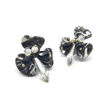 Load image into Gallery viewer, Statement Marble Flower Earrings Stud