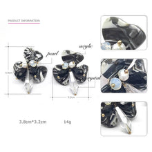 Load image into Gallery viewer, Statement Marble Flower Earrings Stud