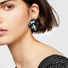 Load image into Gallery viewer, Statement Marble Flower Earrings Stud