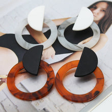 Load image into Gallery viewer, Handcraft Large Statement Geometric Minimalist Matte Marble Effect Summer Light White Earrings

